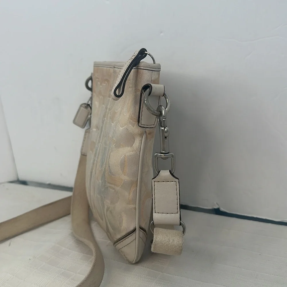 COACH Optic Signature Shoulder Swing Bag Crossbody Small Purse 10148